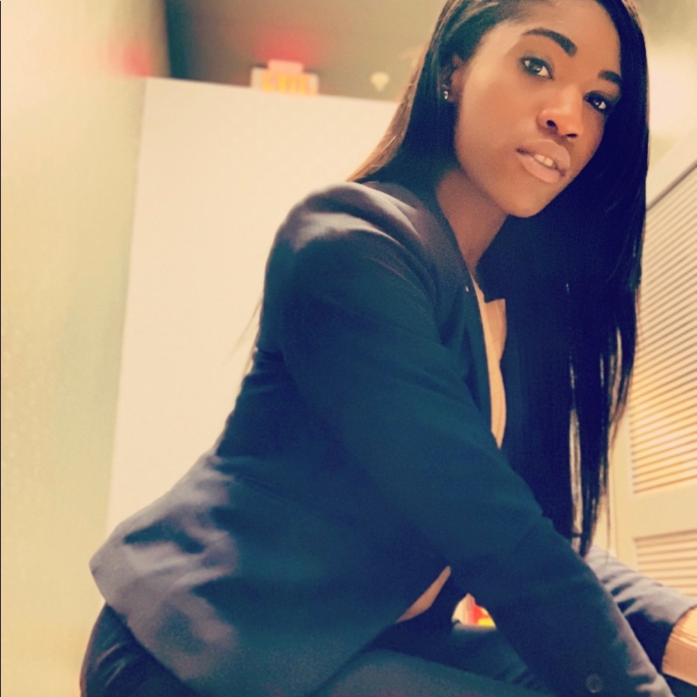 Meet your Posher, Ttiffany